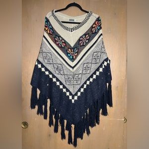 Earthbound trading co. Poncho, one size